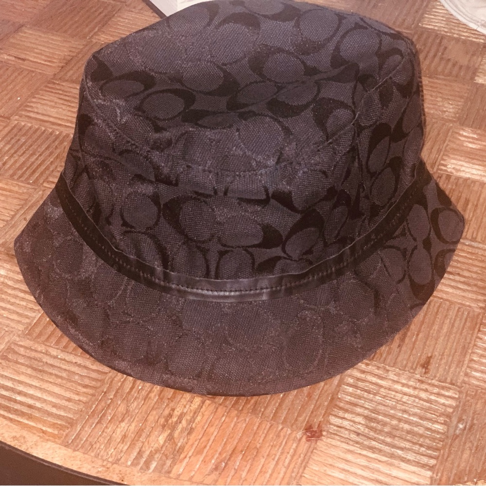 Stylish Coach Black Bucket Hat